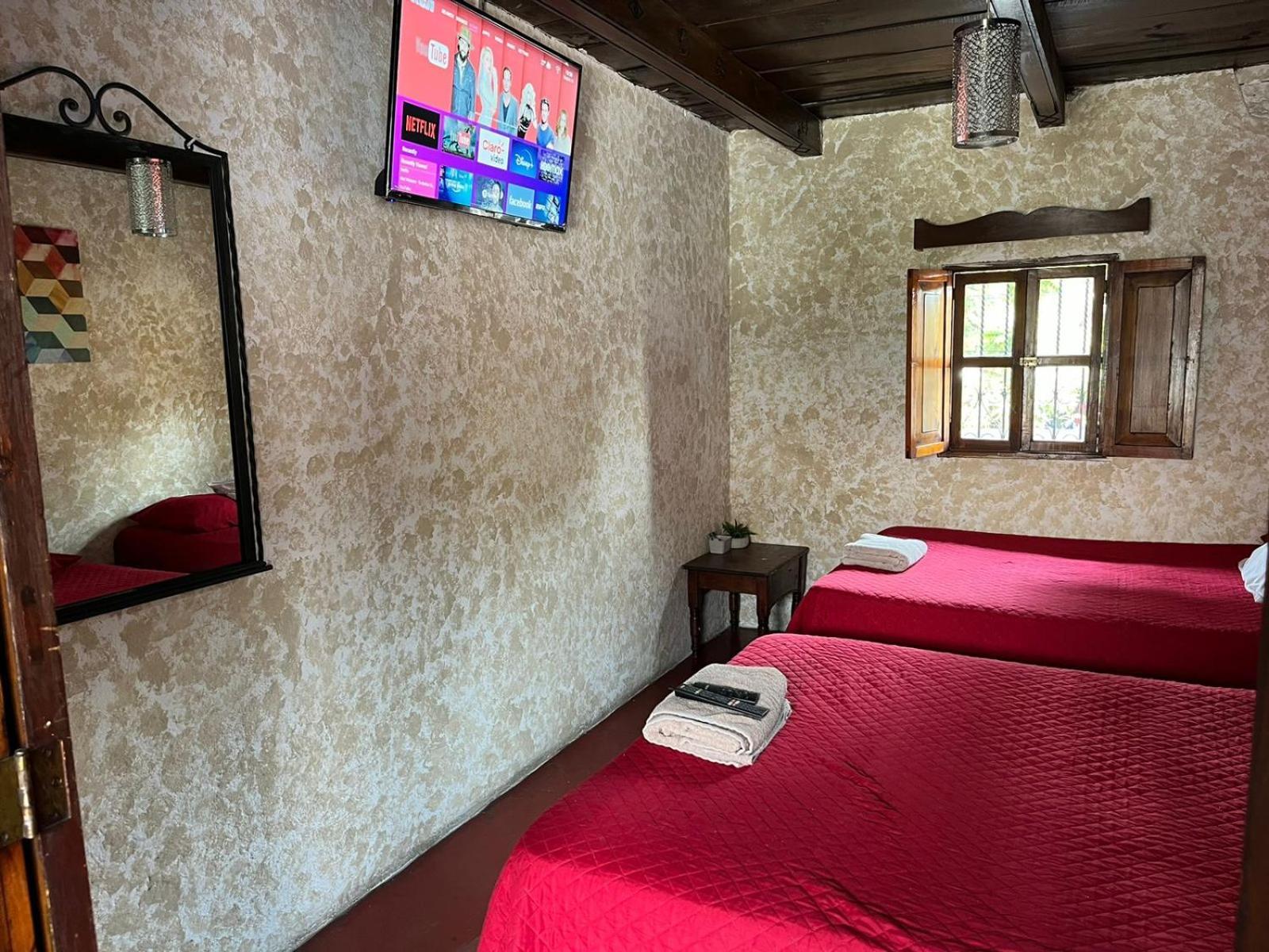 Cristales De Antigua Hotel Cristal Экстерьер фото