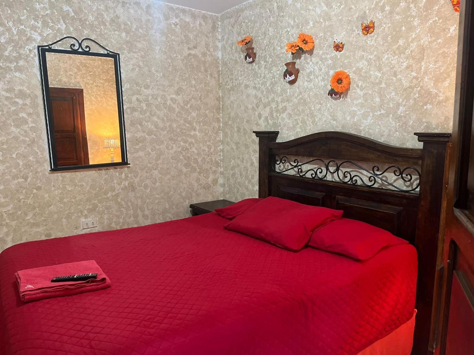 Cristales De Antigua Hotel Cristal Экстерьер фото